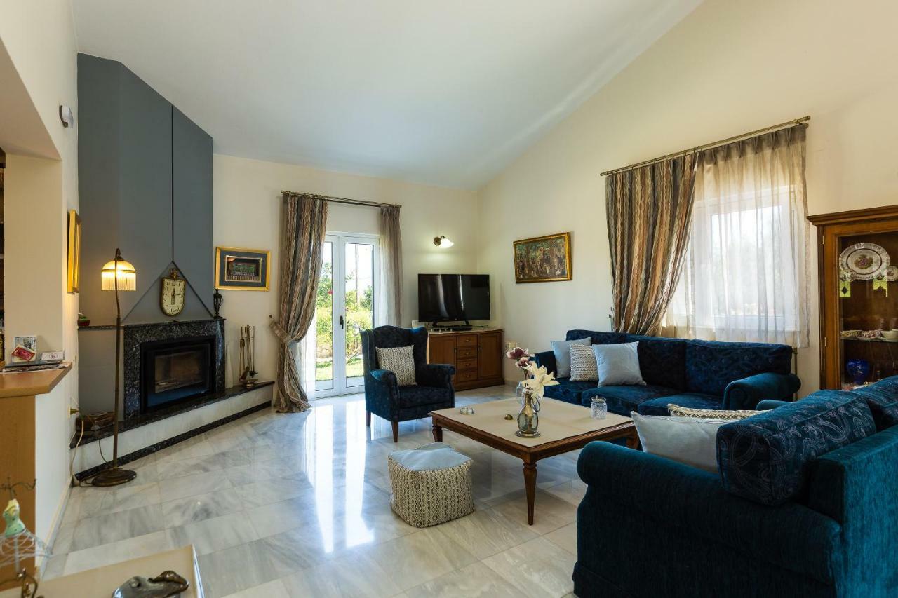 Carpe Diem-Luxury Villa With Private Pool Agia Paraskevi  Dış mekan fotoğraf